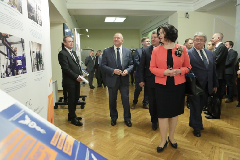 В Госдуме РФ открылась выставочная экспозиция ТПП РФ о людях, сделавших себя и свой бизнес