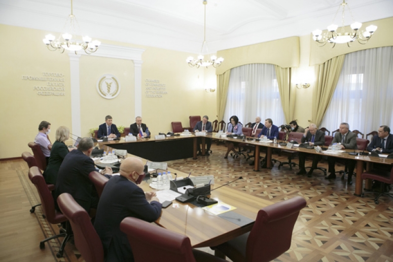 В рамках цикла «Встречи на Ильинке» говорили о создании благоприятной среды для бизнеса на пространстве ЕАЭС