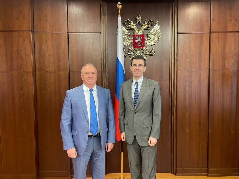 Сергей Катырин встретился с полномочным представителем Президента РФ в Центральном федеральном округе Игорем Щеголевым