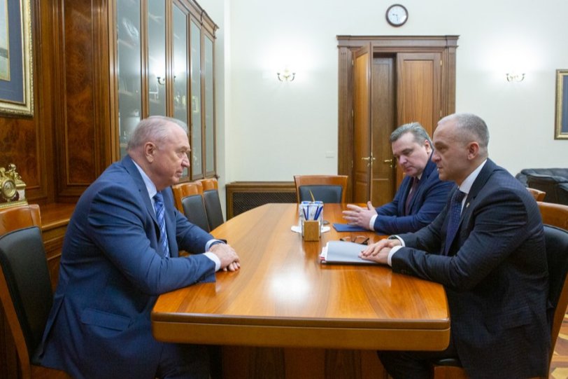 Сергей Катырин провел рабочую встречу с руководителем Росаккредитации Дмитрием Вольвачем Сергей Катырин провел рабочую встречу с руководителем Росаккредитации Дмитрием Вольвачем