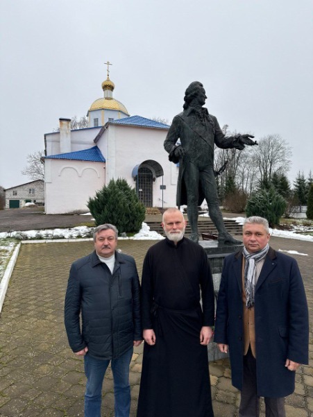 Визит в «Дом ветеранов»: ТПП Смоленской области поддержала добровольцев в преддверии праздников Визит в «Дом ветеранов»: ТПП Смоленской области поддержала добровольцев в преддверии праздников