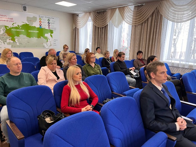 В ТПП Смоленской области обсудили актуальные вопросы трудового законодательства для медицинских организаций В ТПП Смоленской области обсудили актуальные вопросы трудового законодательства для медицинских организаций