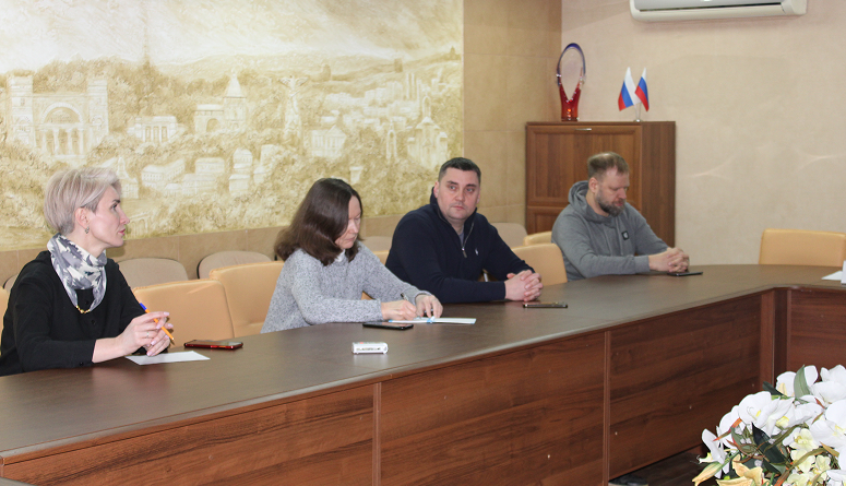 СМИ и реклама по новым правилам: в ТПП Смоленской области обсудили изменения в регулировании медиасферы СМИ и реклама по новым правилам: в ТПП Смоленской области обсудили изменения в регулировании медиасферы