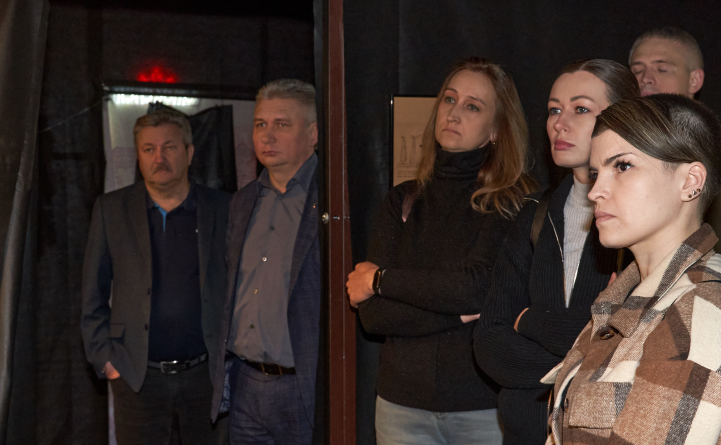 Владимир Архипенков и члены ТПП посетили выставку «История смоленского предпринимательства: наследие, порождающее будущее»