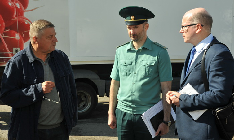 Первый заместитель руководителя ФТС России Александр Повод проинспектировал работу мобильных групп Смоленской таможни
